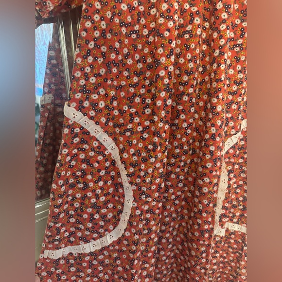 Vintage aloha Mu’u Mu’u size not noted but would fit sizes 0-10 - Picture 4 of 8